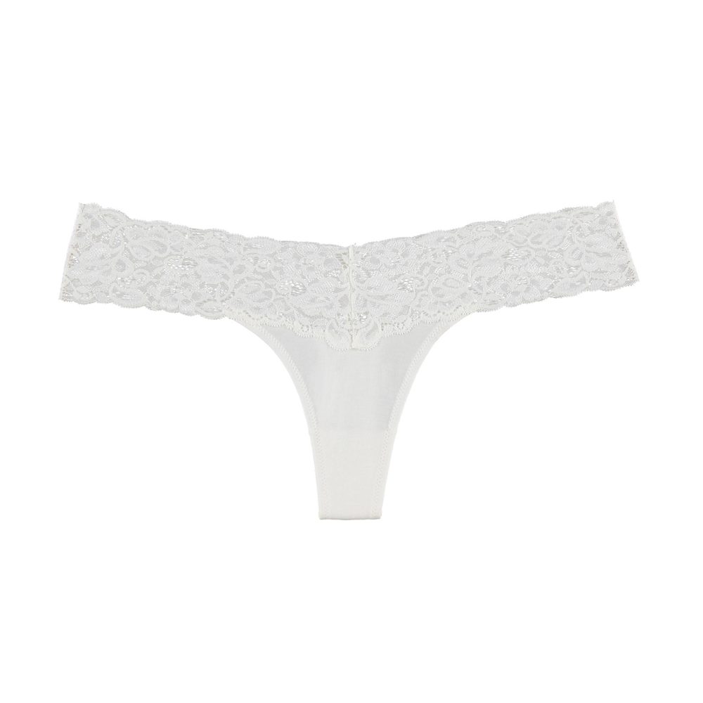 Lace Beauty String in weiss