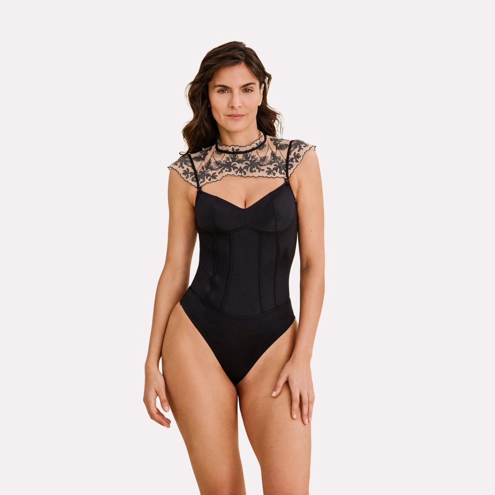 Camila Body ärmellos in schwarz