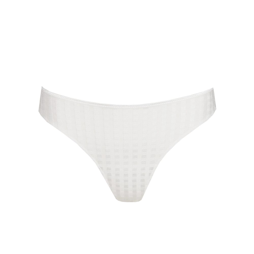 Avero String in weiss