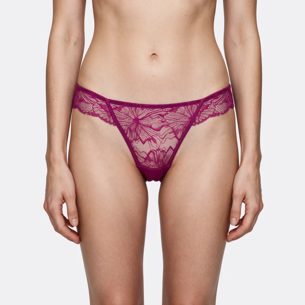 Cara Brazilian Slip in rot