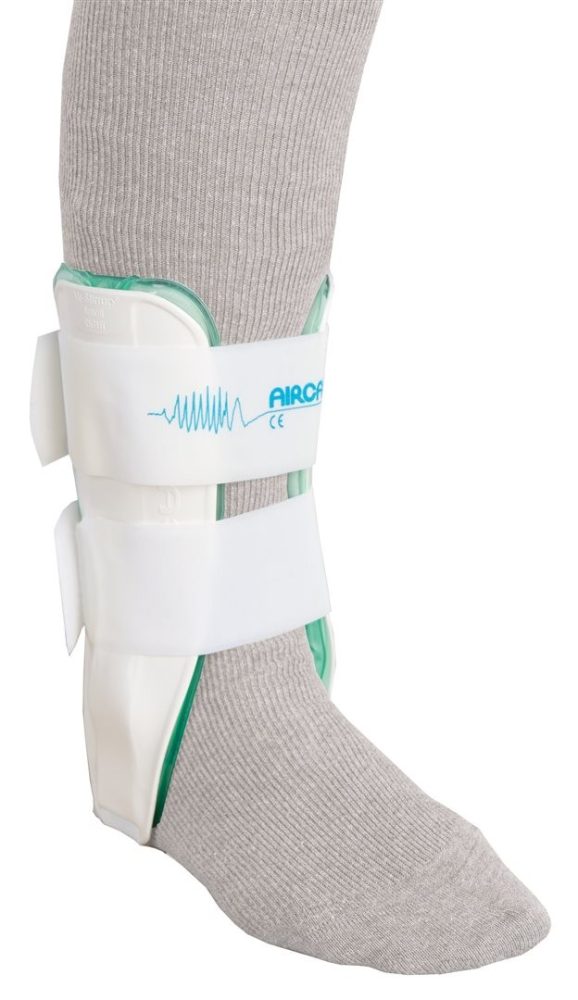 Aircast Air-Stirrup Sprunggelenkorthese, Grösse M, rechts (1 Stk)