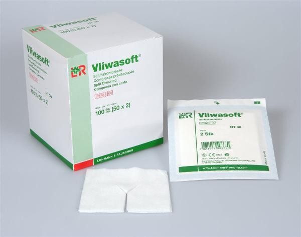 Vliwasoft Schlitzkompresse 7.5x7.5cm (50 x 2 Stk)
