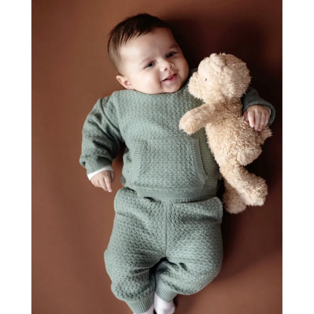 Pullover mit Tasche