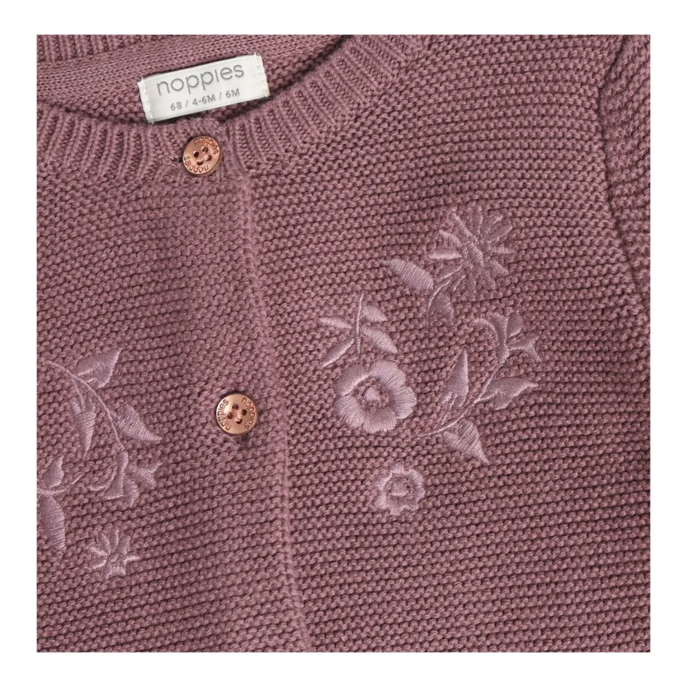 Strickjacke mit Blumenstickerei