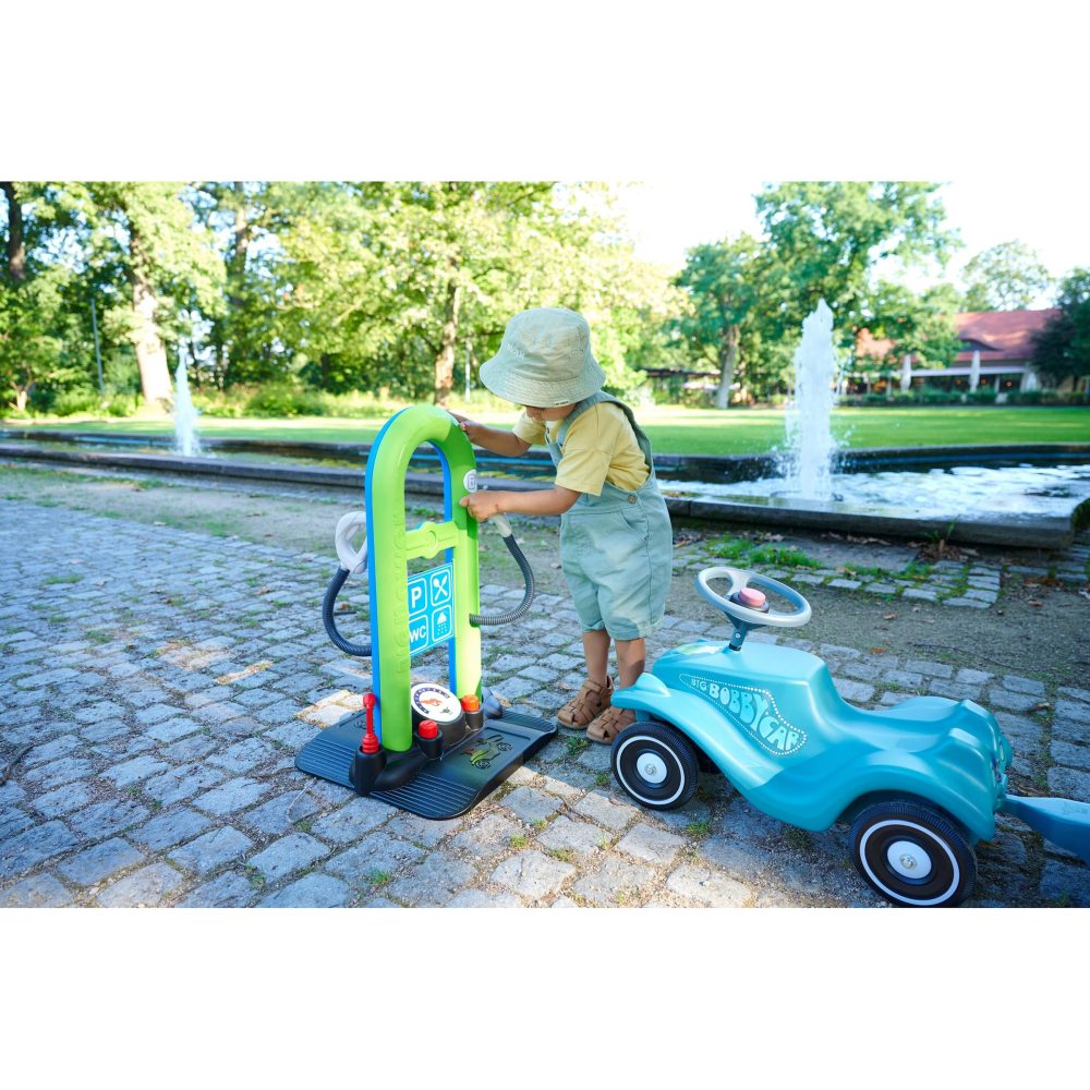Bobby Car Service Station