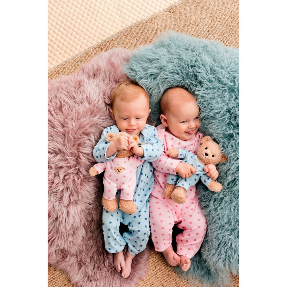 Steiff Teddy and Me Teddybär Mädchen Baby mit Schlafanzug, 25cm