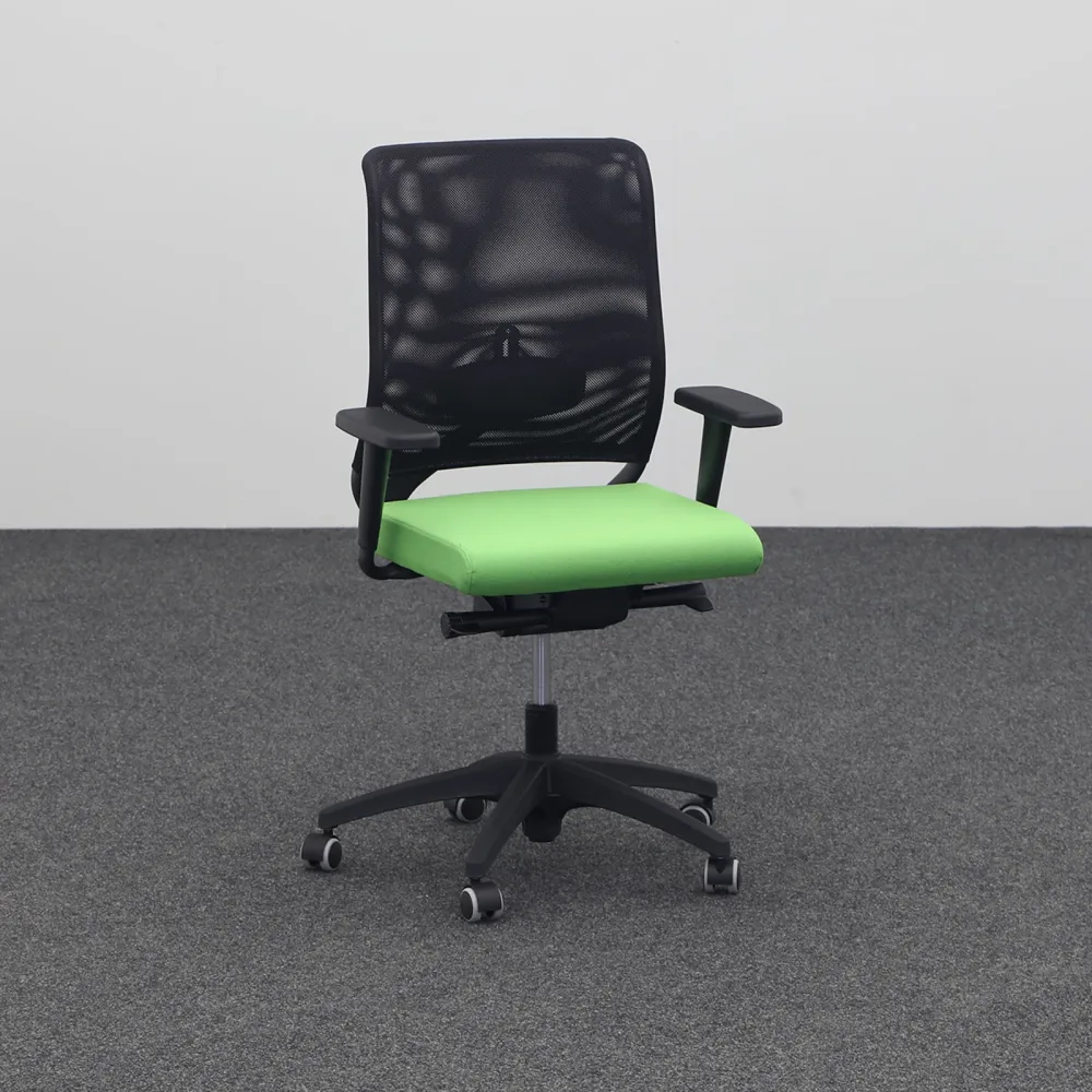 Bürodrehstuhl Moving Chairs mit 2D Armlehnen, Grün, Neu, Ergonomischer Stuhl - ideal für flexibles Arbeiten