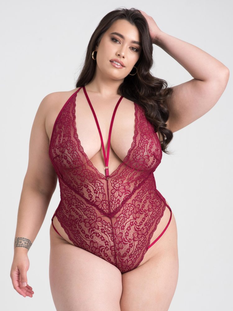 Lovehoney Plus Size Late Night Liaison Wine Crotchless Lace Body (Red One Size Queen), Rot - One Size Queen - Amorana