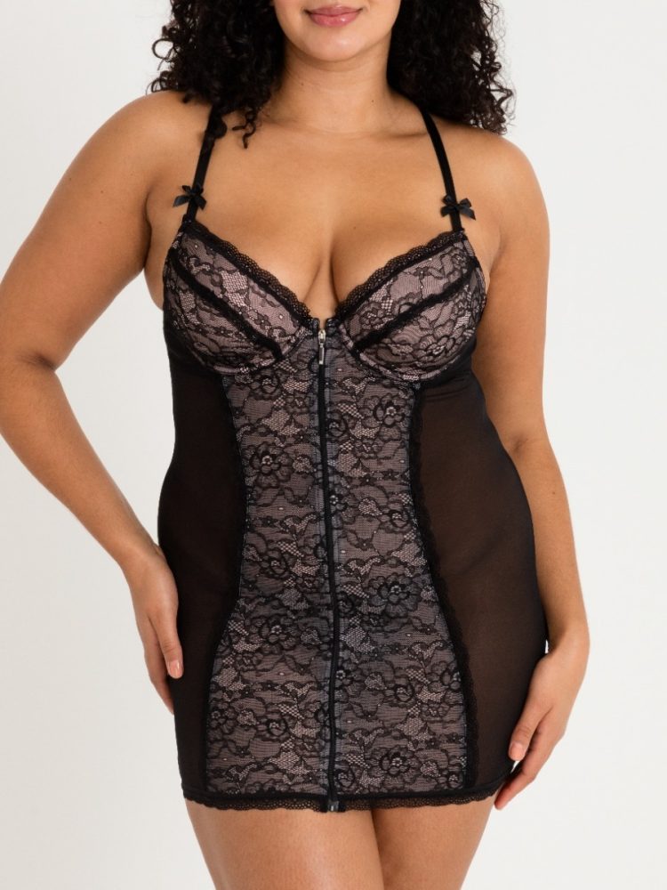 Lovehoney Plus Size Entice Me Black Lace Dress (Black 3X / 4X), Schwarz - 3X / 4X - Amorana