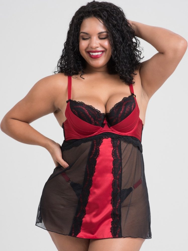 Lovehoney Plus Size Empress Red Satin and Lace Chemise Set (Red 5X / 6X), Rot - 5X / 6X - Amorana