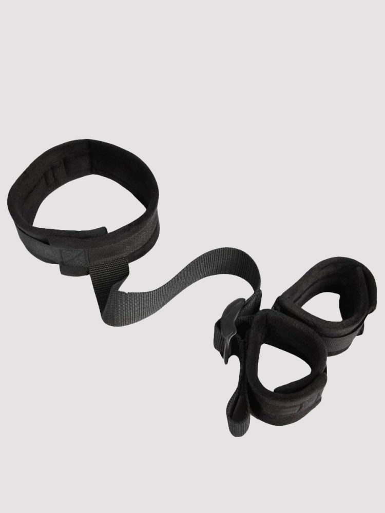 Bondage-Boutique Weiches Halsband mit Fesseln