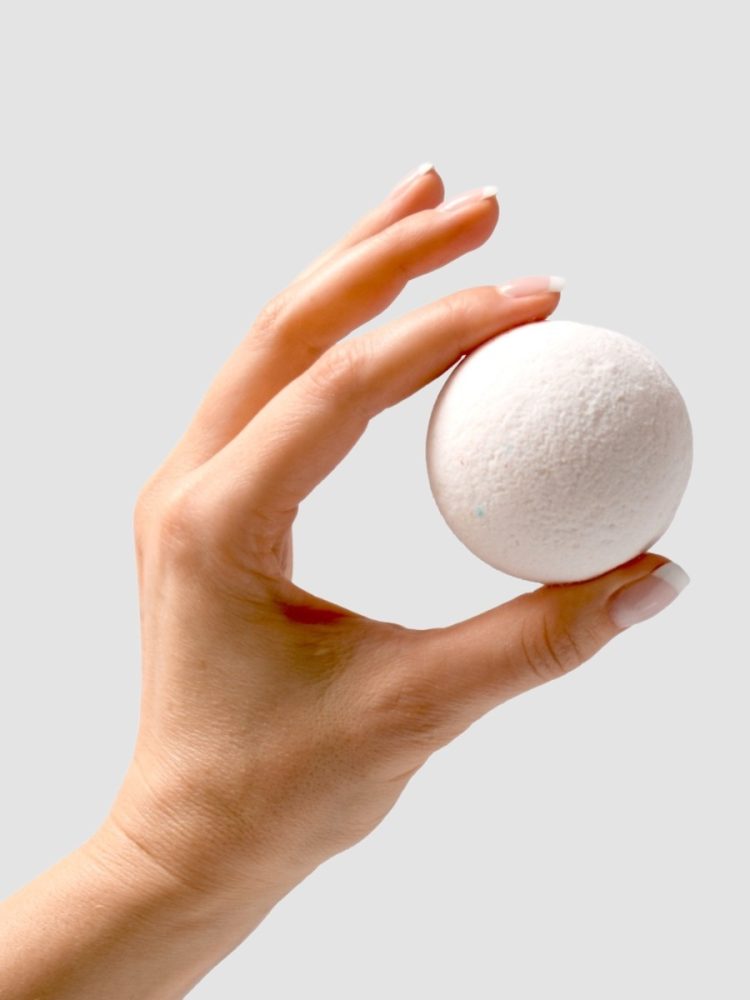 Obsessive - Pheromone Bath Bomb - Funbulous - Weiss - 100 g