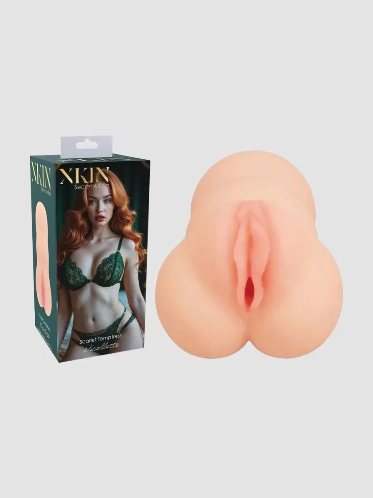 XKIN Secret Affairs Nicolette Manueller Masturbator