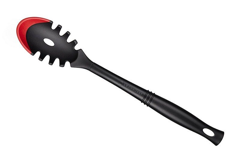 Le Creuset Pastalöffel mit Silikon-Einsatz Schwarz/Rot