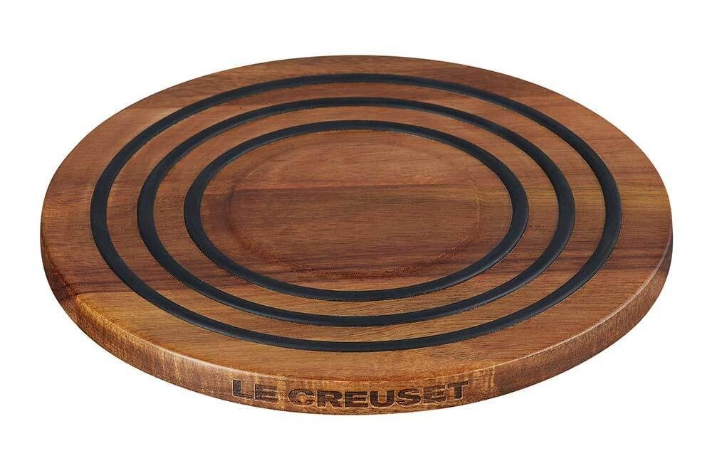 Le Creuset Magnetischer Untersetzer aus Akazienholz 20cm