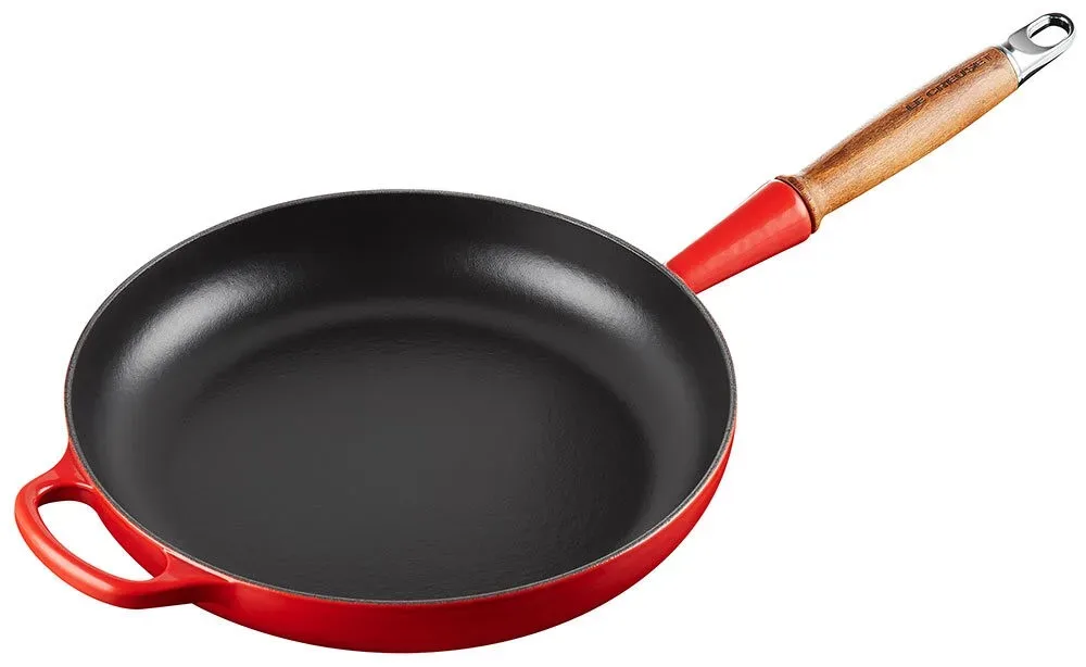 Le Creuset Bratpfanne mit Holzgriff Signature Gusseisen Kirschrot 24 cm