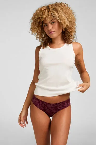 Hunkemöller Unsichtbarer Brazilian Rot