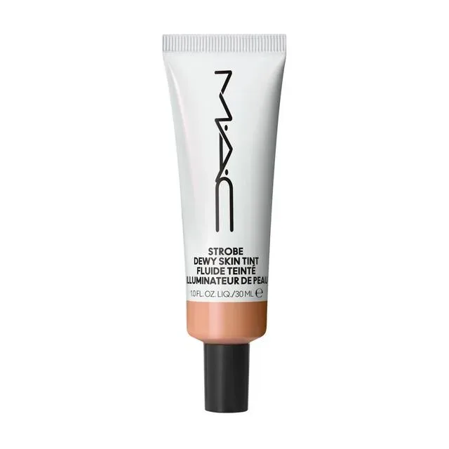 M•A•C Strobe Dewy Skin Tint 1ST