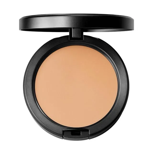 MAC Studio Fix Plus Foundation 12 g C4