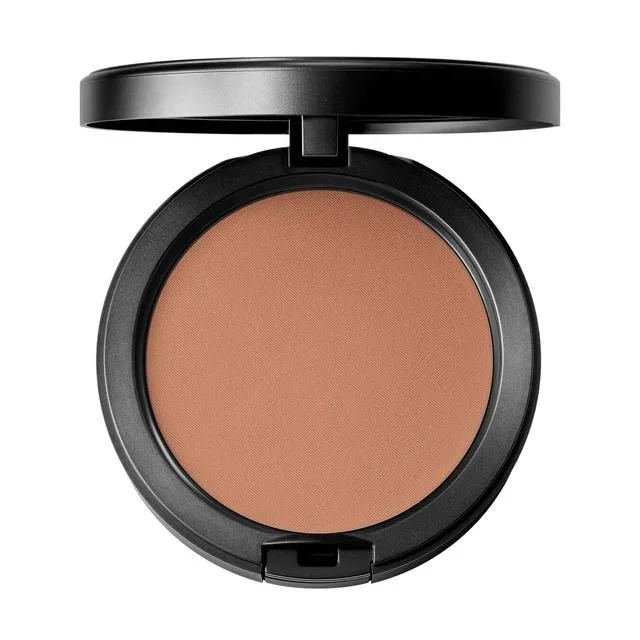 M•A•C Studio Fix Powder Plus Foundation 1ST