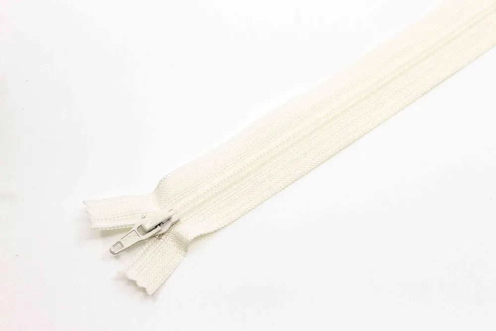 YKK Reissverschluss mit Kunststoffspirale | 40 cm