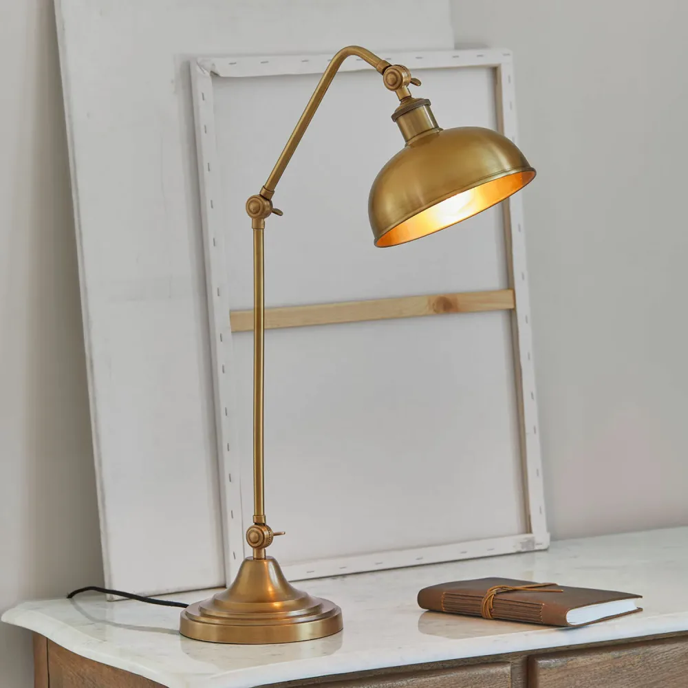 Tischlampe Delacroille
