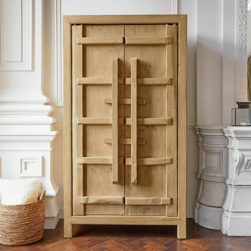 Schrank Trésorique