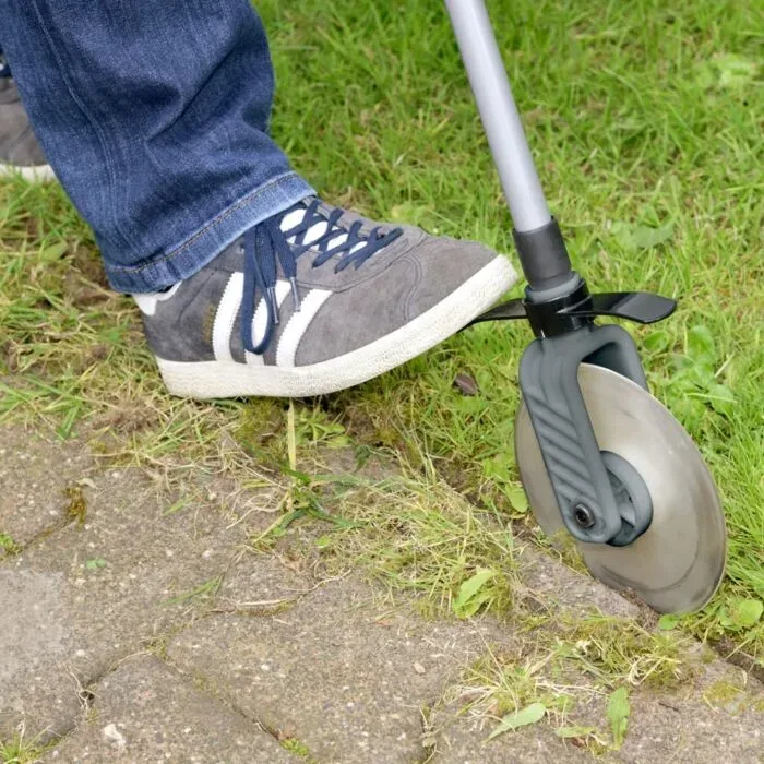 Rasenkantenroller CUT mit Teleskopstiel