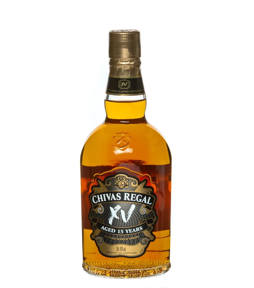 Chivas Regal XV Aged 15 Years Blended Scotch Whisky / 40 % Vol. / 0,7 Liter-Flasche in Geschenkkarton