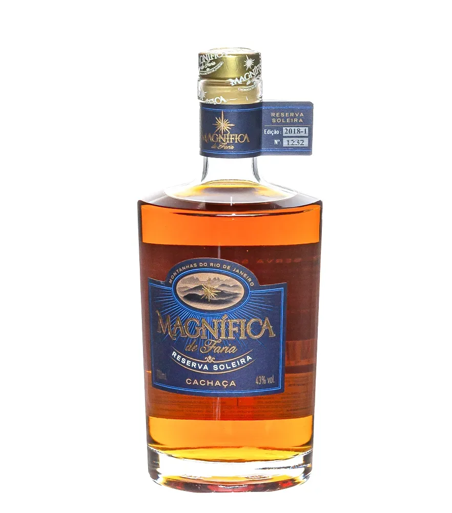 Magnifica de Faria Reserva Soleira Cachaça / 43 % Vol. / 0,7 Liter-Flasche in Geschenkdose