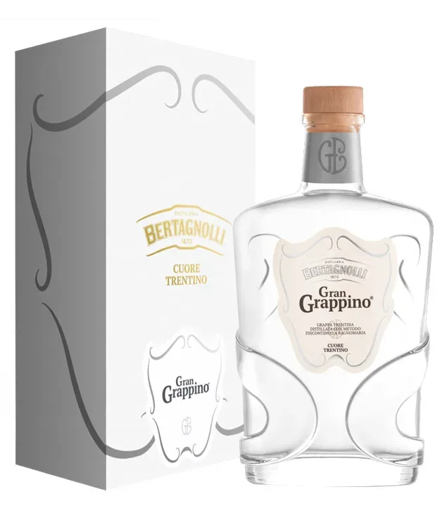 Bertagnolli Gran Grappino Bianco Grappa / 42 % Vol. / 0,7 Liter-Flasche in Geschenkbox
