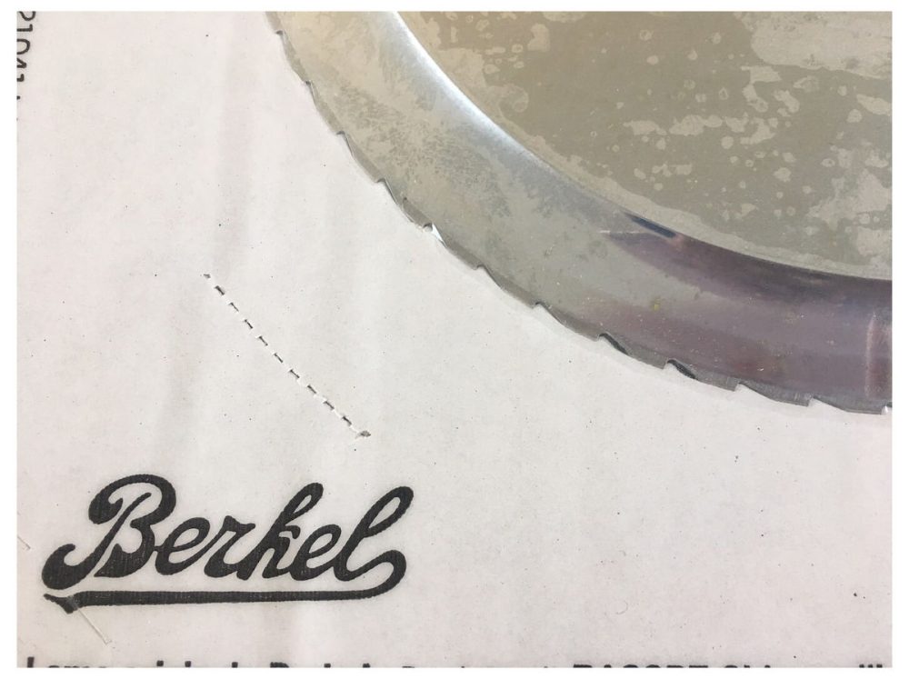 Berkel Gezahntes Messer Red Line 250 – Küchenmaschine Zubehör – silber