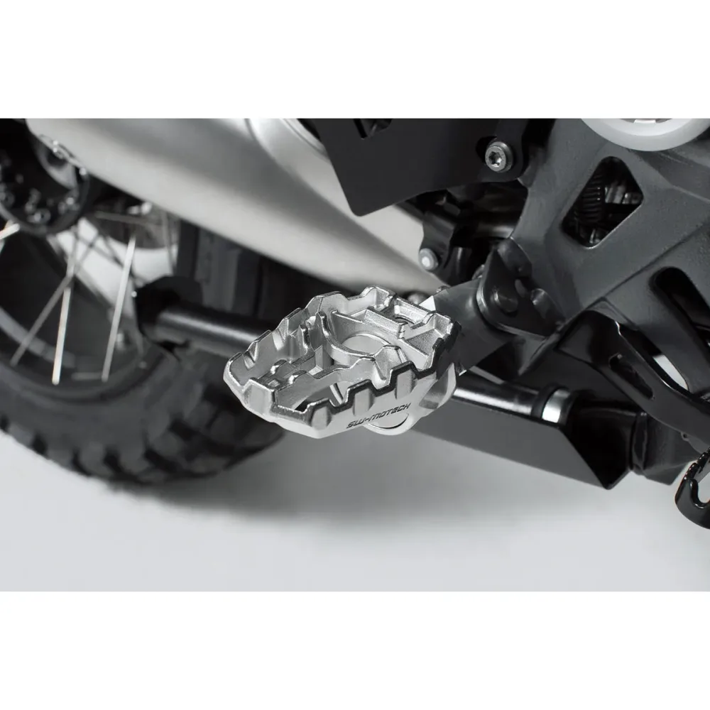 SW-MOTECH EVO Touring/Off-Road Fußrastenpaar Fahrer für BMW G 310 GS - Motorradteile & Ersatzteile - Fußrasten & Hebel