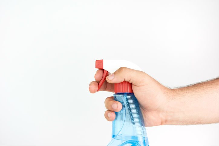 Fleckenpulver und Vorwaschsprays