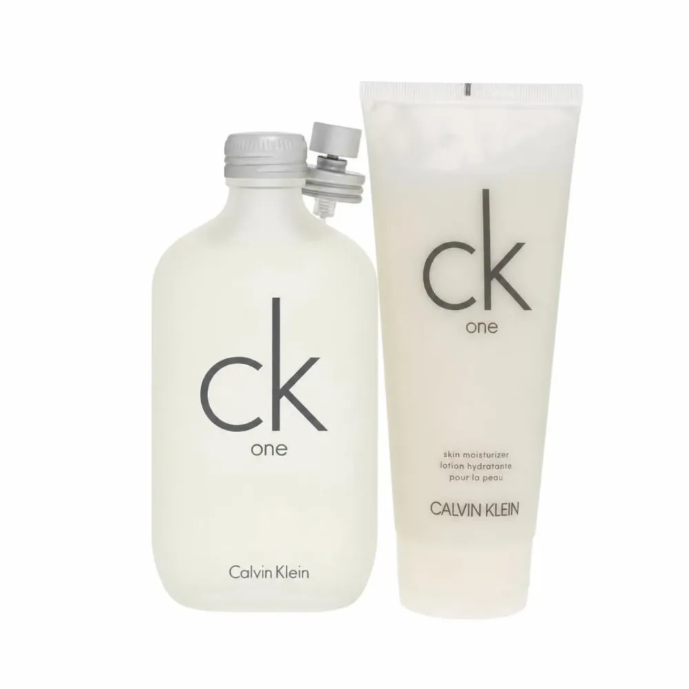 Calvin Klein CK ONE Gift Set -- 200 ml Eau De Toilette Spray + 200 ml Body Moisturizer
