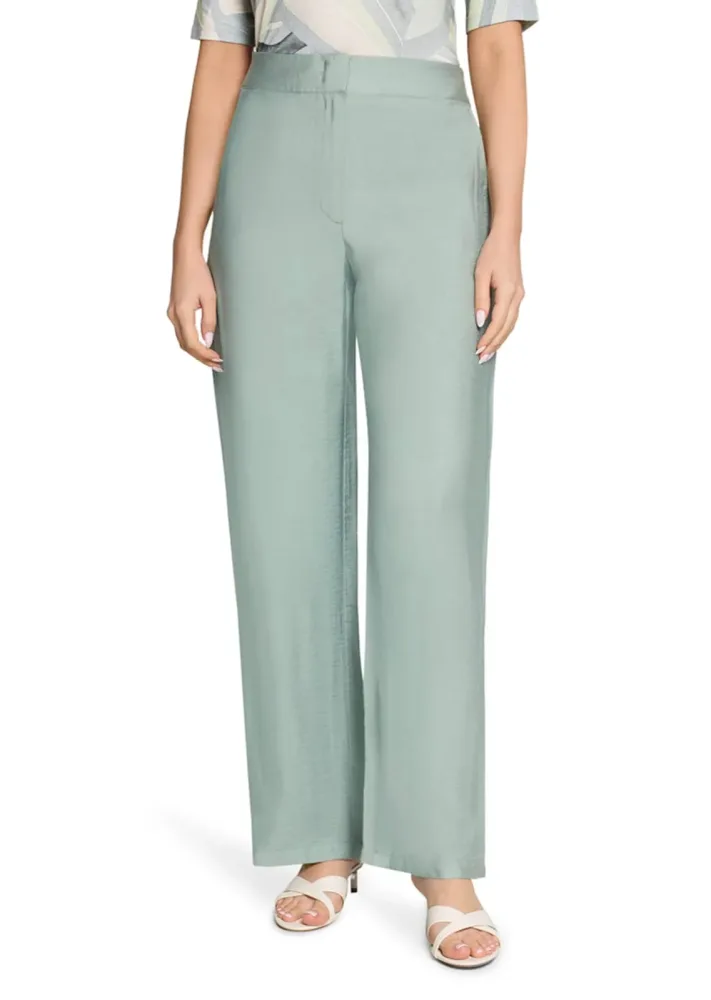 Weite Hose aus schimmernder Viskose - salbei - Gr. 42 von Goldner Fashion