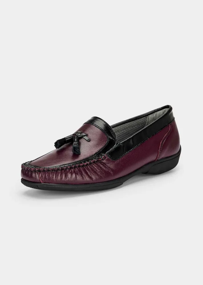 Leder-Mokassins mit dekorativer Tassel - bordeaux / schwarz - Gr. 38 von Goldner Fashion