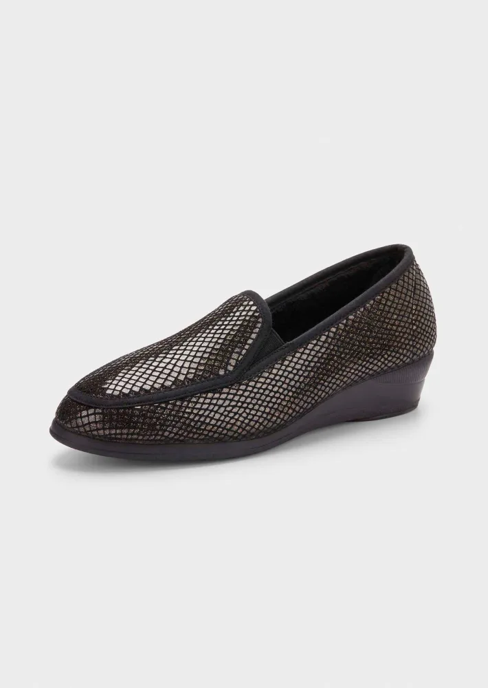 Hausschuhe mit Elastikeinsatz - schwarz / metallic - Gr. 36 von Goldner Fashion