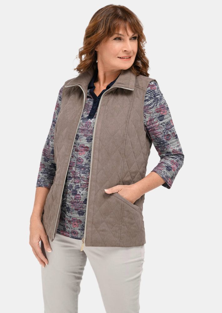 Zeitlose Veloursleder- Steppweste mit Kragen - taupe - Gr. 21 von Goldner Fashion