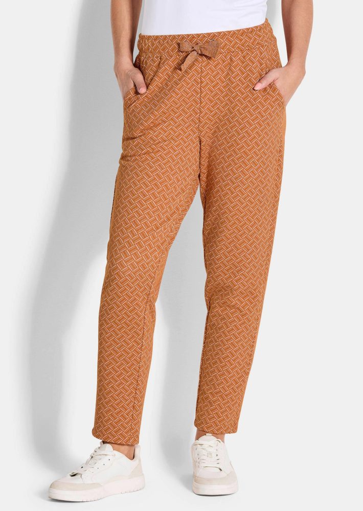 Freizeithose mit Glanz-Details - orange / gemustert - Gr. 54 von Goldner Fashion