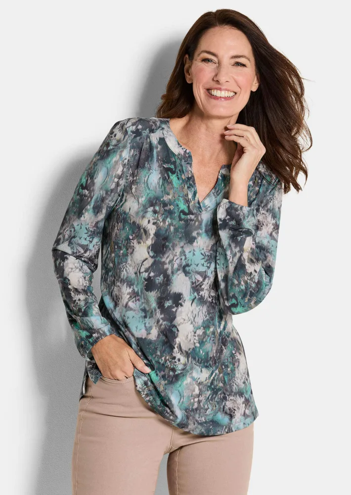 Blusenshirt in femininer Form - petrol / gemustert - Gr. 42 von Goldner Fashion