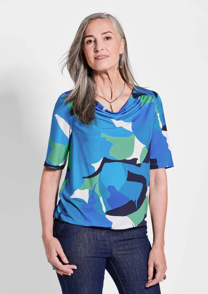 Printshirt mit Wasserfallausschnitt - blau / grün / gemustert - Gr. 20 von Goldner Fashion