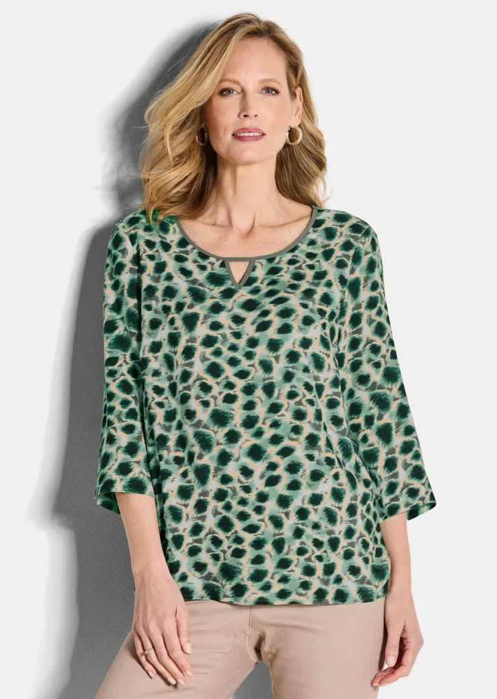 Druckbluse aus reiner Viskose - graugrün / gemustert - Gr. 25 von Goldner Fashion