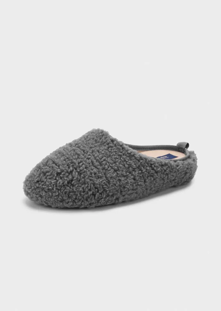 Pantoffeln mit Teddyflausch und Kautschuk-Sohle - anthrazit - Gr. 36 von Goldner Fashion