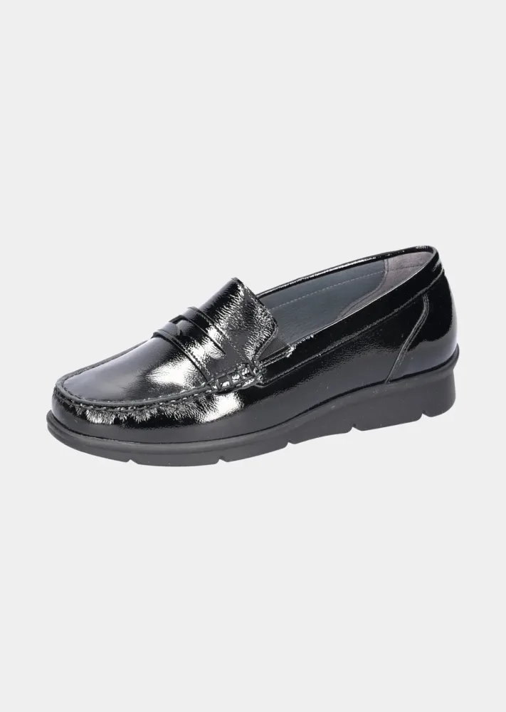 Glänzender Slipper mit Zierspange - schwarz - Gr. 37 von Goldner Fashion
