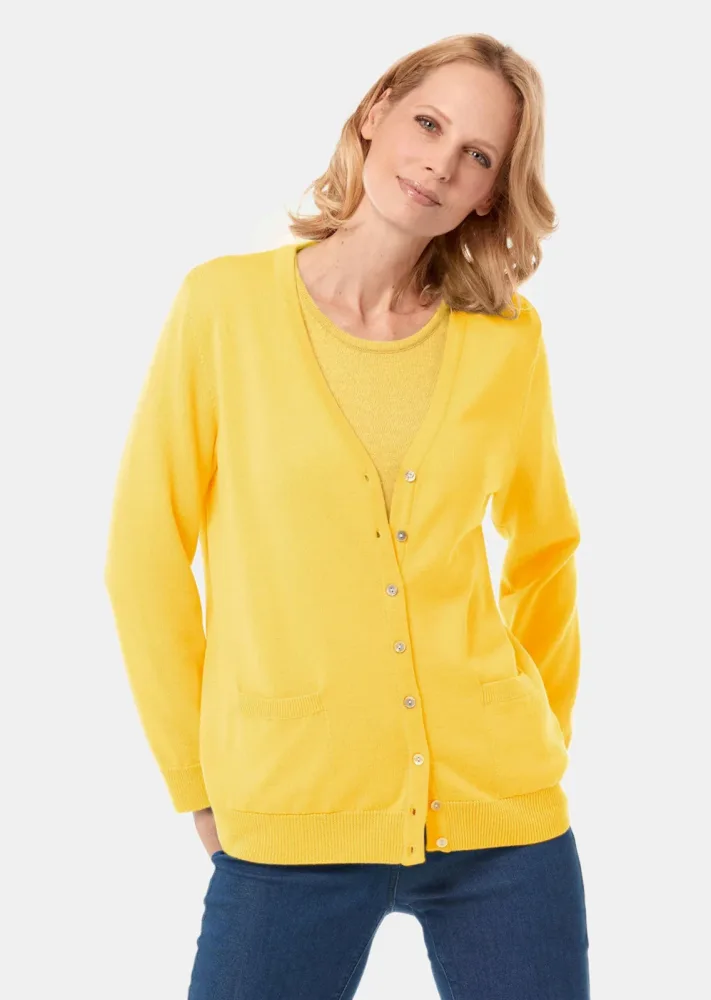 Strickjacke aus reiner Merinowolle - gelb - Gr. 48 von Goldner Fashion