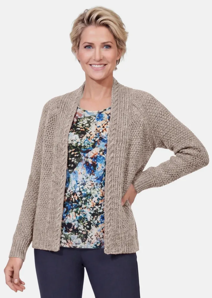 Zeitlose Strickjacke in Grobstrick - taupe / méliert - Gr. 21 von Goldner Fashion
