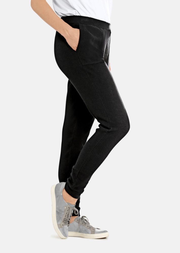 Bequeme Flausch-Freizeithose mit Bündchen - schwarz - Gr. 46 von Goldner Fashion