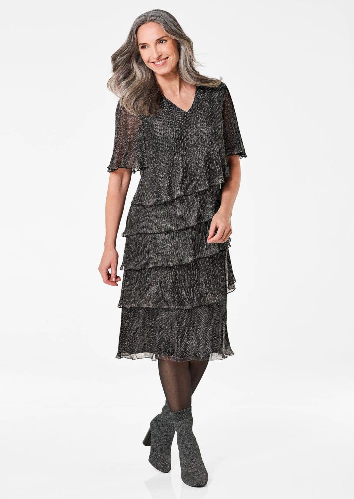 Kleid aus glänzendem Plissée - schwarz / silberfarben / gemustert - Gr. 20 von Goldner Fashion