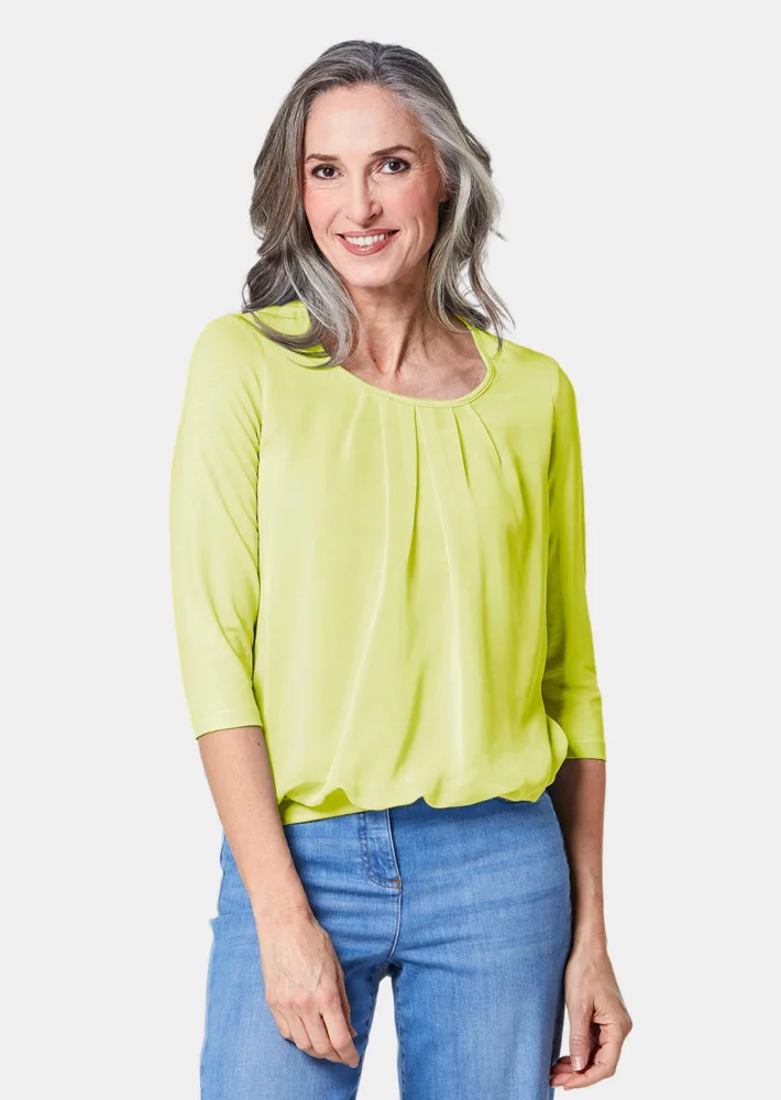 Gepflegtes Shirt in eleganter Blusen-Optik - hellgrün - Gr. 21 von Goldner Fashion